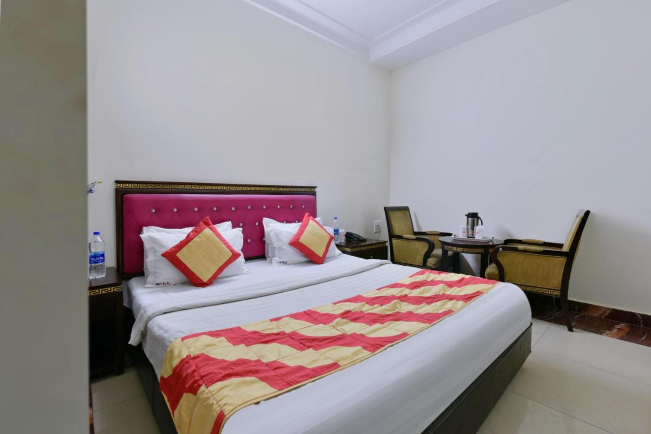 Hotel Revels By A1Rooms New Delhi Exterior foto