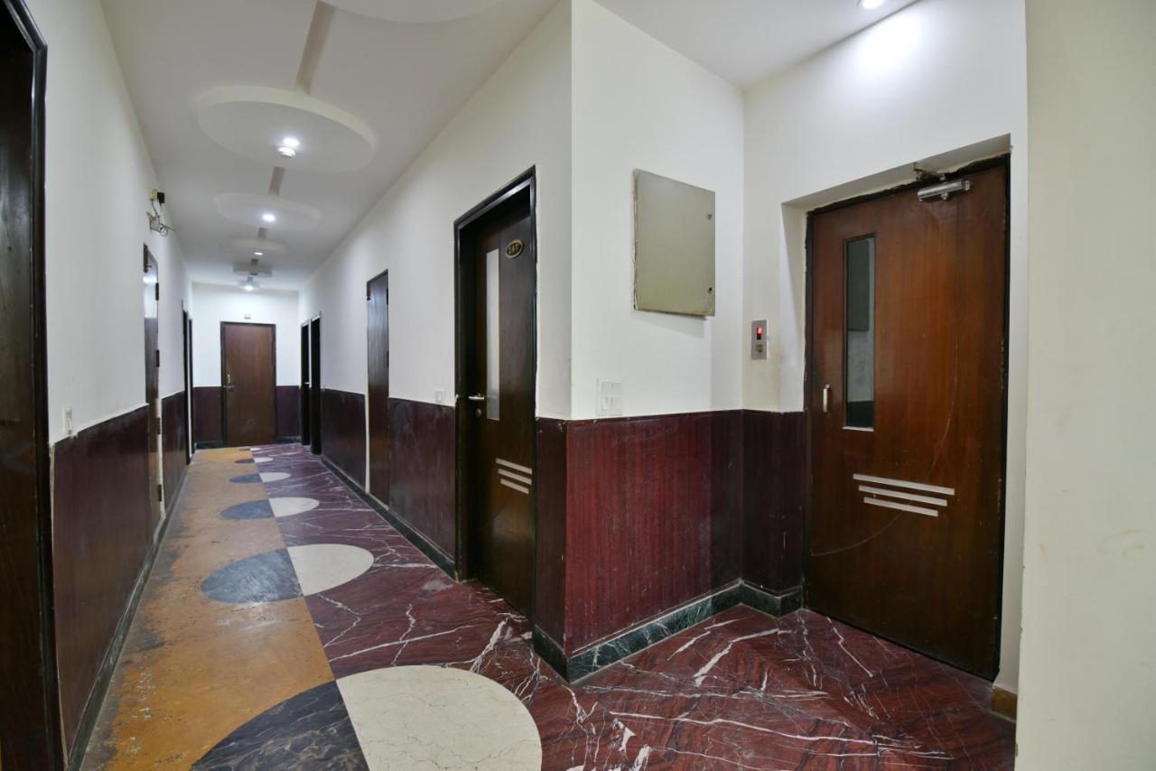 Hotel Revels By A1Rooms New Delhi Exterior foto